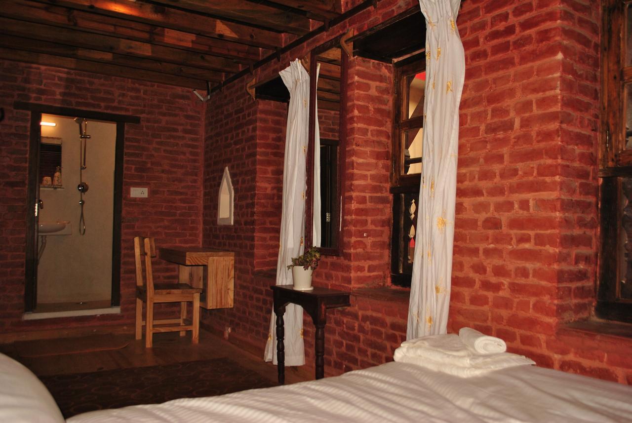 Yamba Traditional Home Lalitpur Экстерьер фото