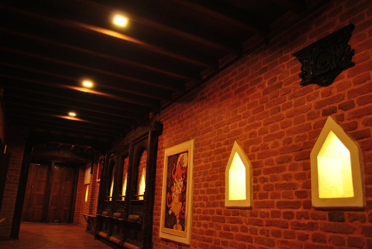 Yamba Traditional Home Lalitpur Экстерьер фото
