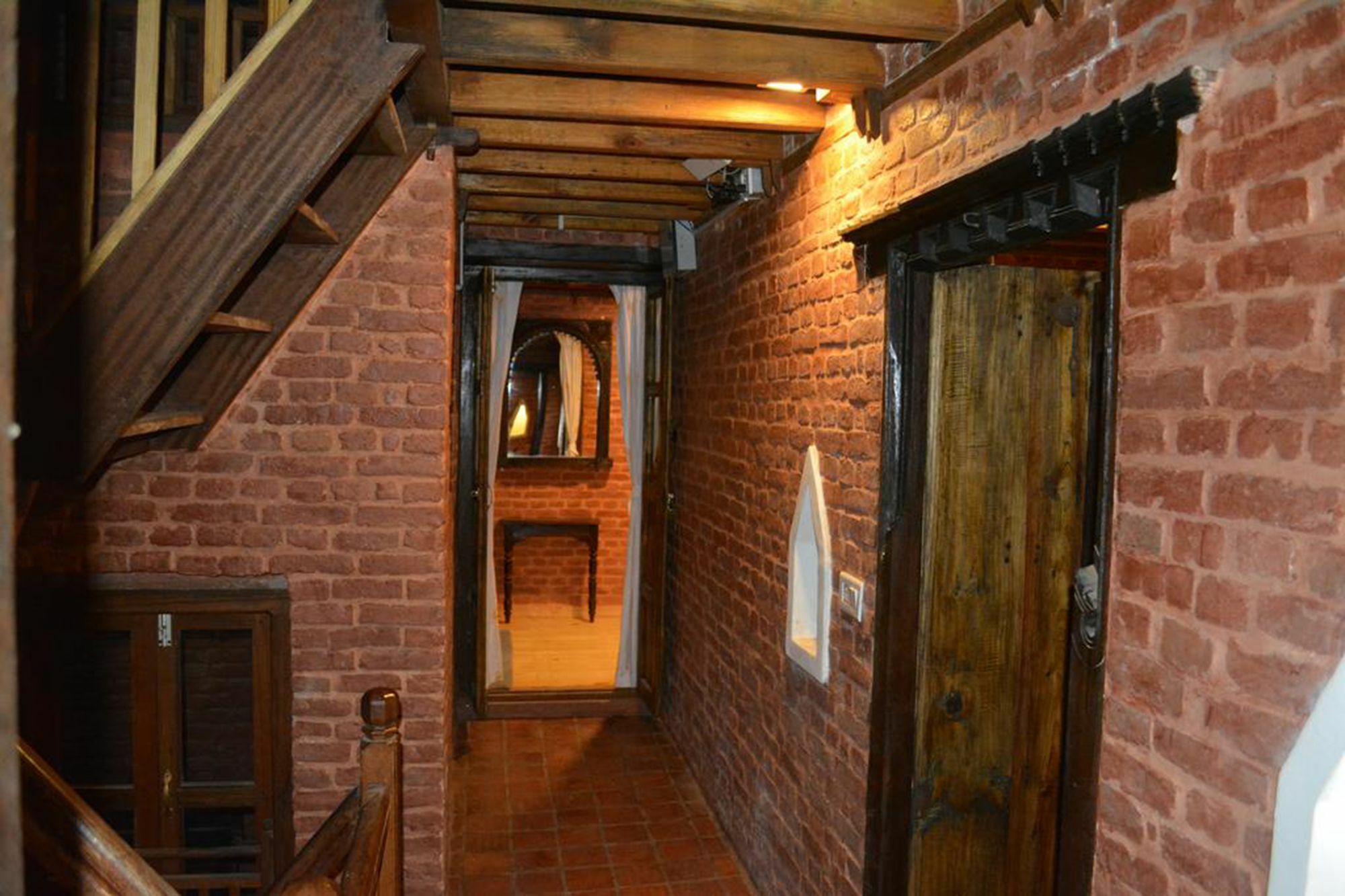 Yamba Traditional Home Lalitpur Экстерьер фото